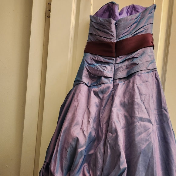 Ball gown - Picture 2 of 7